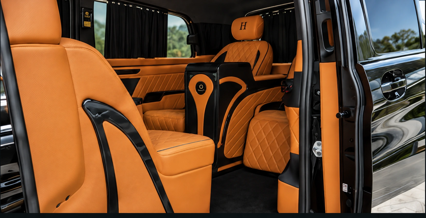 Cognackleurig lederen VIP interieur